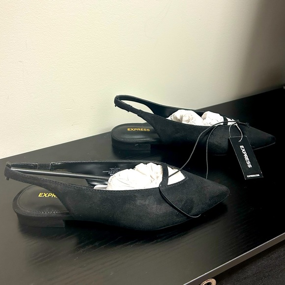 NWT Express Suede Flats - Picture 5 of 8